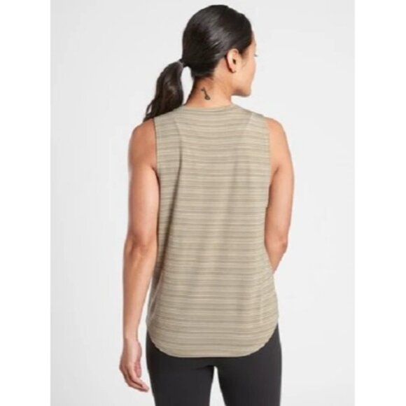 NWT Athleta Cloudlight Striped Muscle Tank 1X Lightweight Relaxed Fit Top - Picture 2 of 8